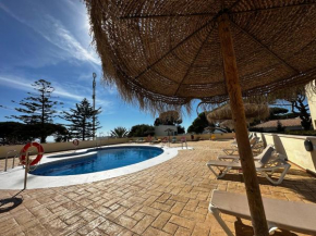 BASTINAZO ALOHADREAM - PREMIUM - Dúplex Lujo Recién Reformado con Jardín, Piscina, Parking, Aire Acondicionado - Los Caños de Meca - 50m playa